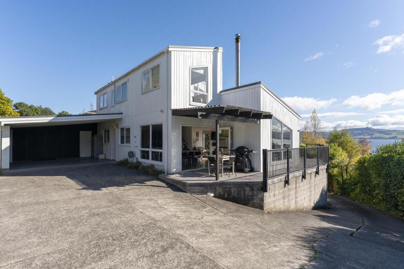 Bayview Lake 타우포 호 외부 사진